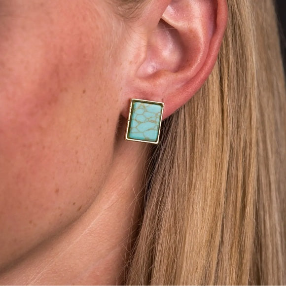 Model wearing Beautiful Western Turquoise Gold Rectangle Stud Earring