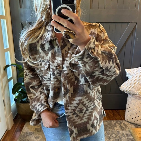 Mill Creek Aztec Tribal Print Shacket Shirt Jacket