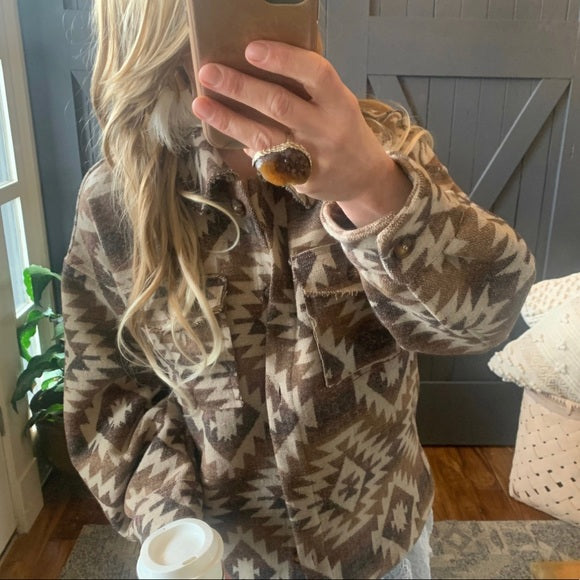 Mill Creek Aztec Tribal Print Shacket Shirt Jacket