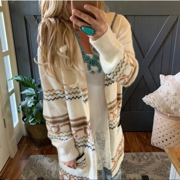 Oak Ridge Cozy Oversized Hooded Cardigan Sweater in Cream
