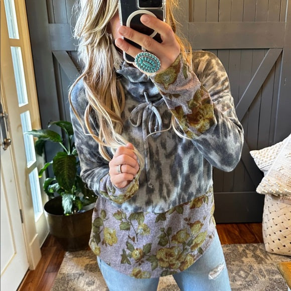 Benton Pullover Lightweight Mock Neck Sweater