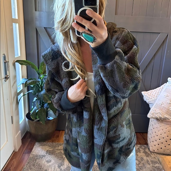 Feather Lodge Camo Hooded Cardigan Sweater Coat