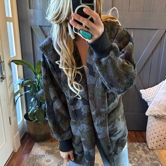 Feather Lodge Camo Hooded Cardigan Sweater Coat