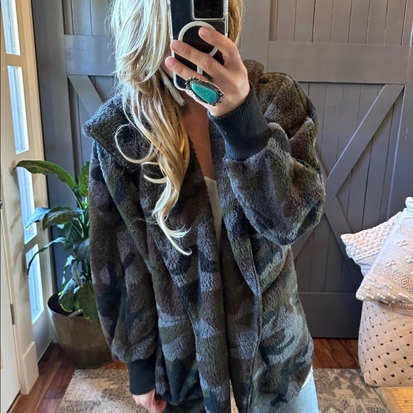 Feather Lodge Camo Hooded Cardigan Sweater Coat