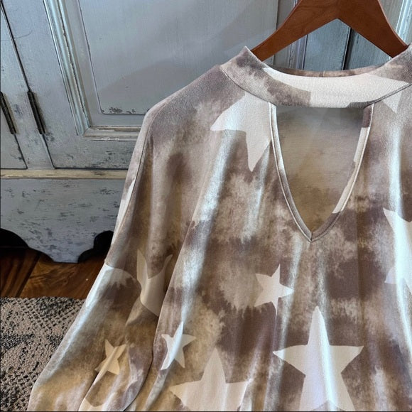 Talulla Star Print Lounge Top in Tan