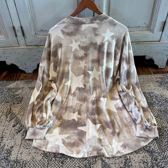 Talulla Star Print Lounge Top in Tan