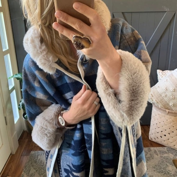 Dunlap Hooded Cloak Sweater Jacket in Blue