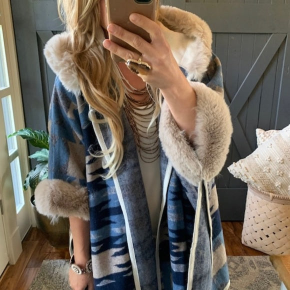Dunlap Hooded Cloak Sweater Jacket in Blue