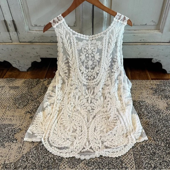 White Lace Sleeveless Blouse Tank - Lavender Tribe