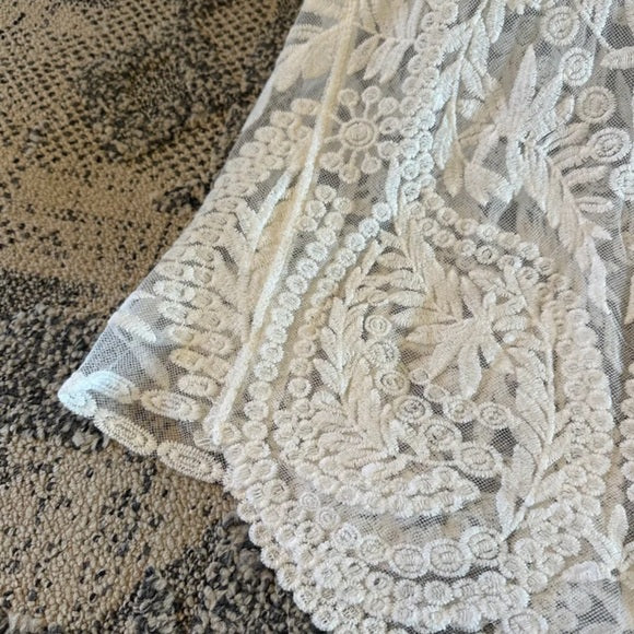 White Lace Sleeveless Blouse Tank - Lavender Tribe