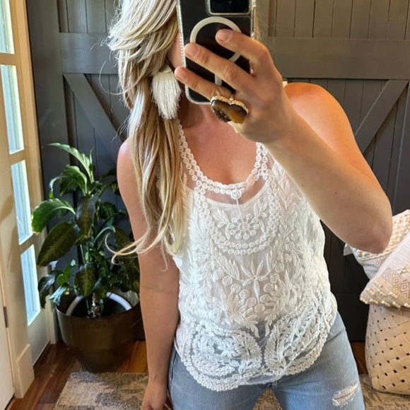 White Lace Sleeveless Blouse Tank - Lavender Tribe