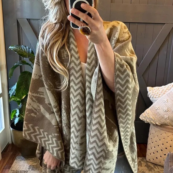 Western Geometric Cozy Blanket Cardigan Sweater