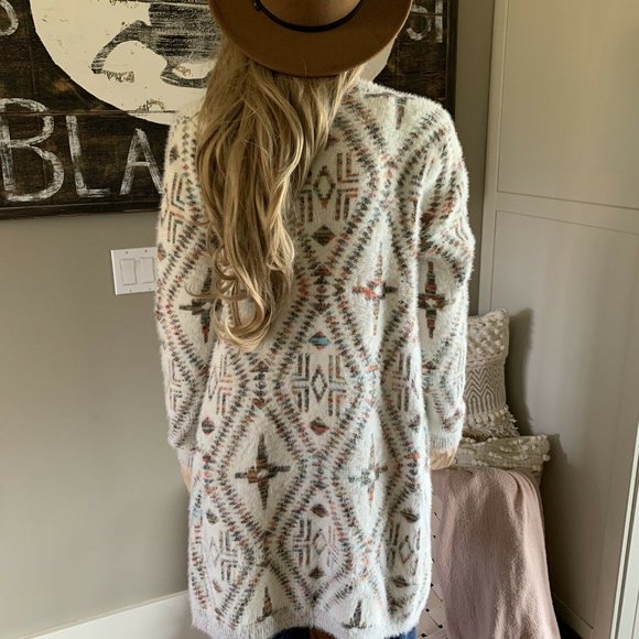 Dutton Celtic Print Long Cardigan Sweater - Lavender Tribe