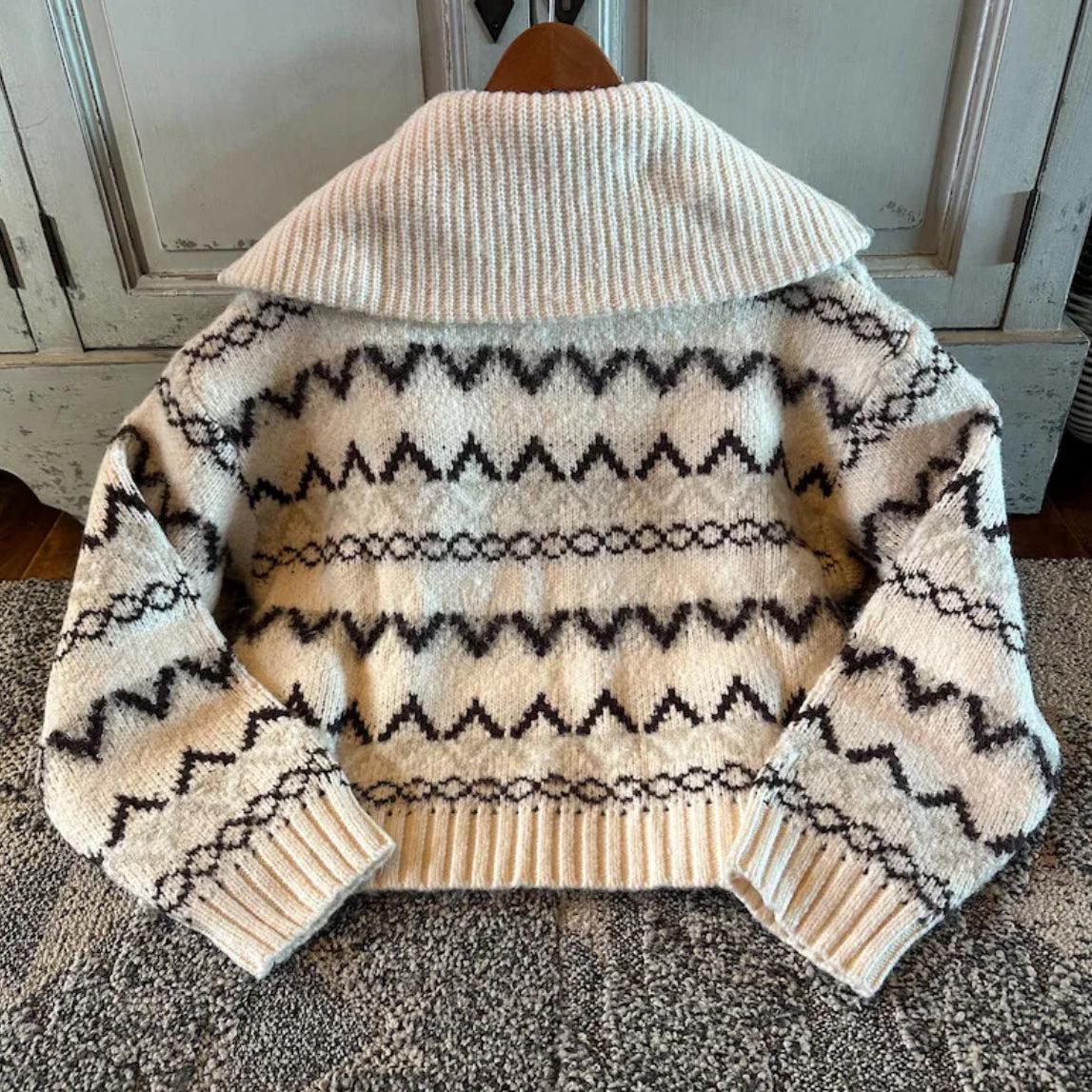 Knitted Half Zip Front Geometric Sweaer