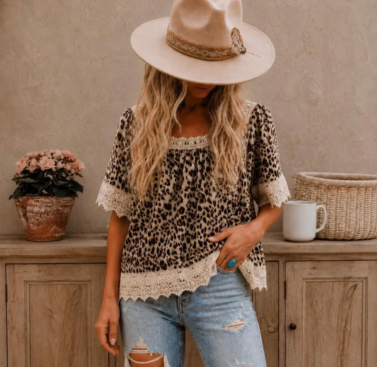 Model Animal Leopard Print Feminine Cotton Blouse