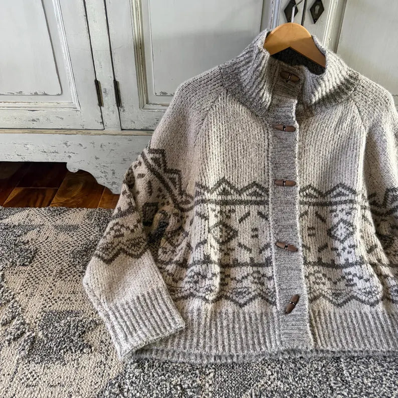 Lightweight Knit Toggle Button Cardigan