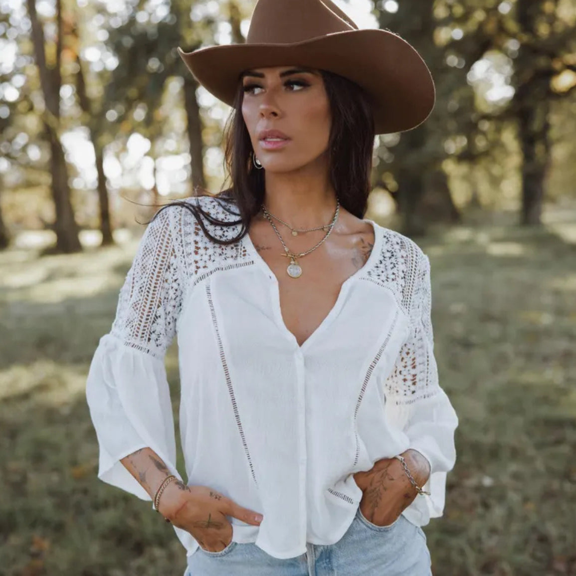 Thorp White Lace Button Front Crochet Western Blouse