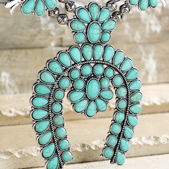 Lone Mountain Turquoise Squash Blossom Necklace Set